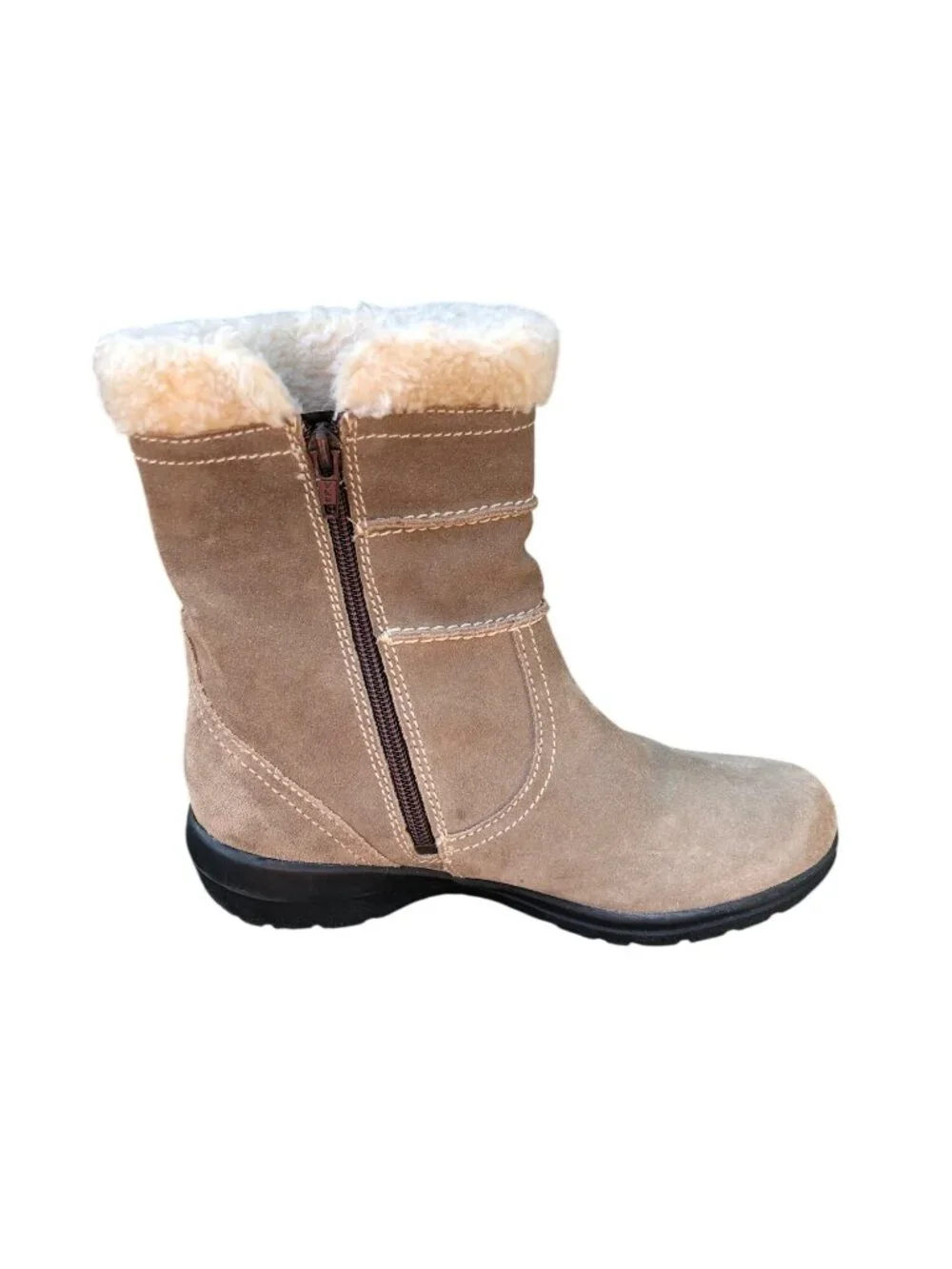 Clarks Ankle Boots Beige Suede Womens 6M Faux Fur Lining Side Zipper